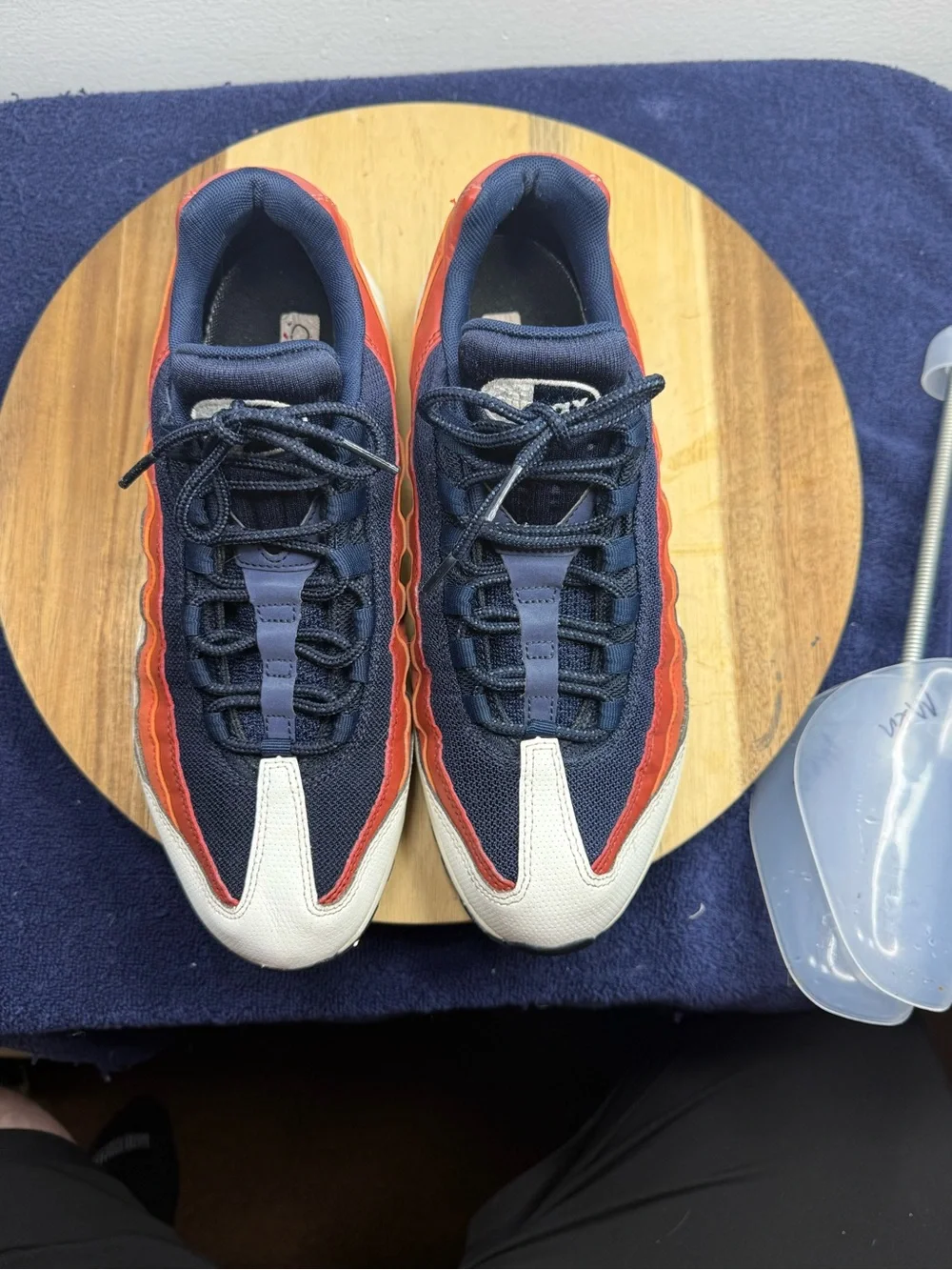 Nike Air Max 95 (Men’s 9.5)